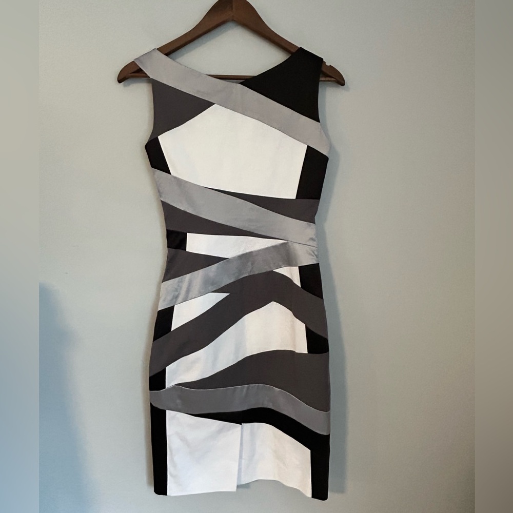 Karen Millen One-Shoulder Colorblock Bandage Cocktail Dress – Size 4 - Picture 4 of 8